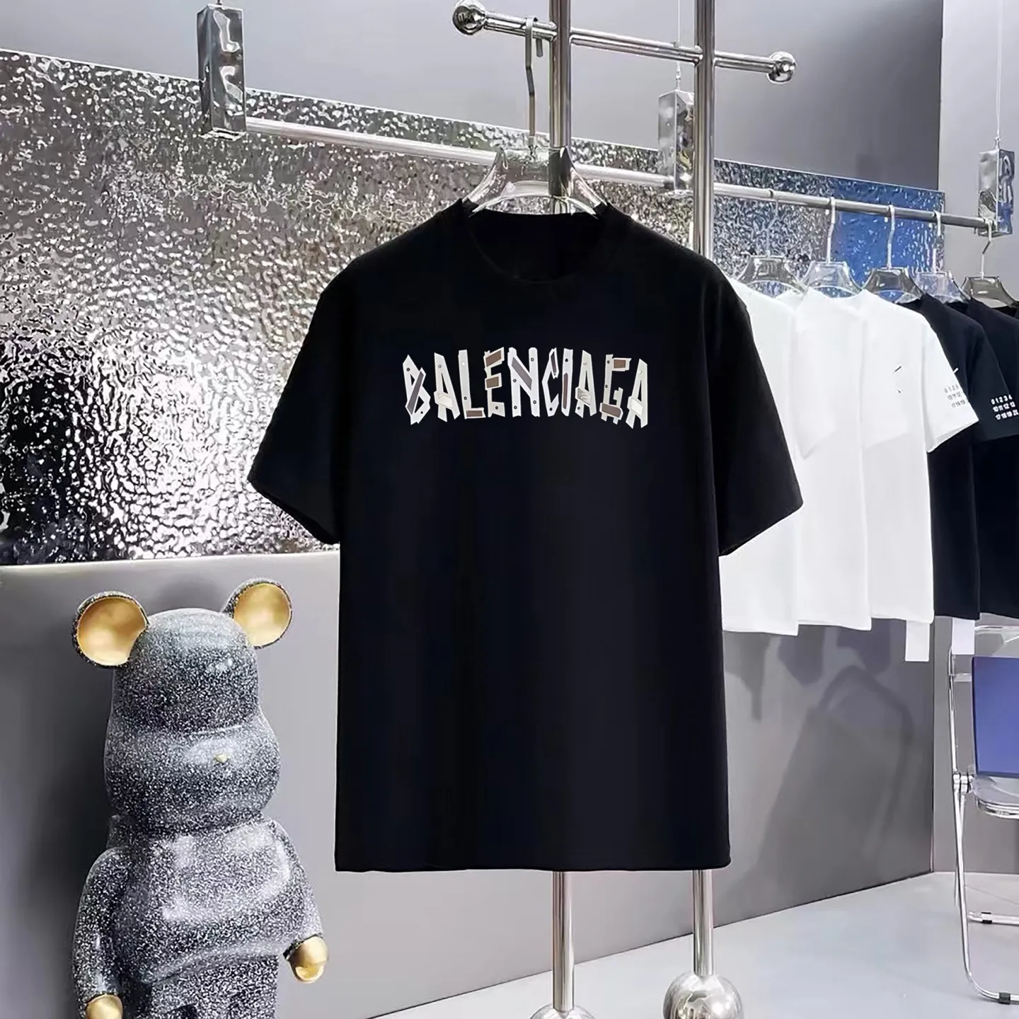 Balenciaga T 1:1 300 1×1 Same Style logo OS 200 ：Black，White， ，Red， Gray Size：XS-L